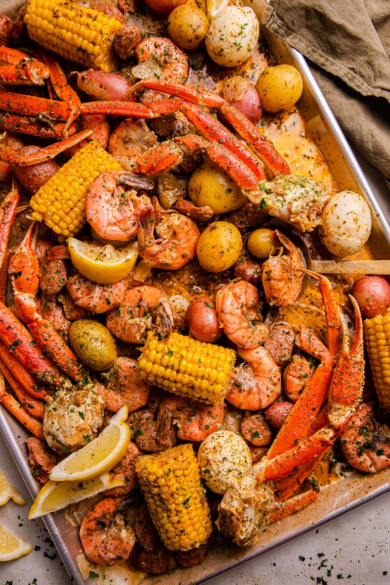 How to Make a Flavorful Seafood Boil in Your Oven