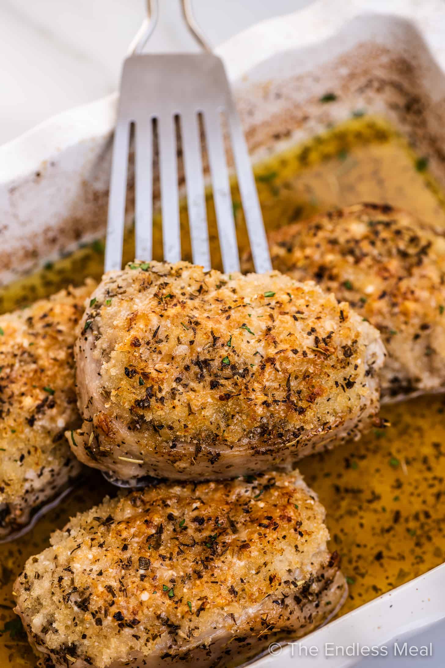 Delicious Italian Dressing Pork Chops： Oven Cooking Made Easy