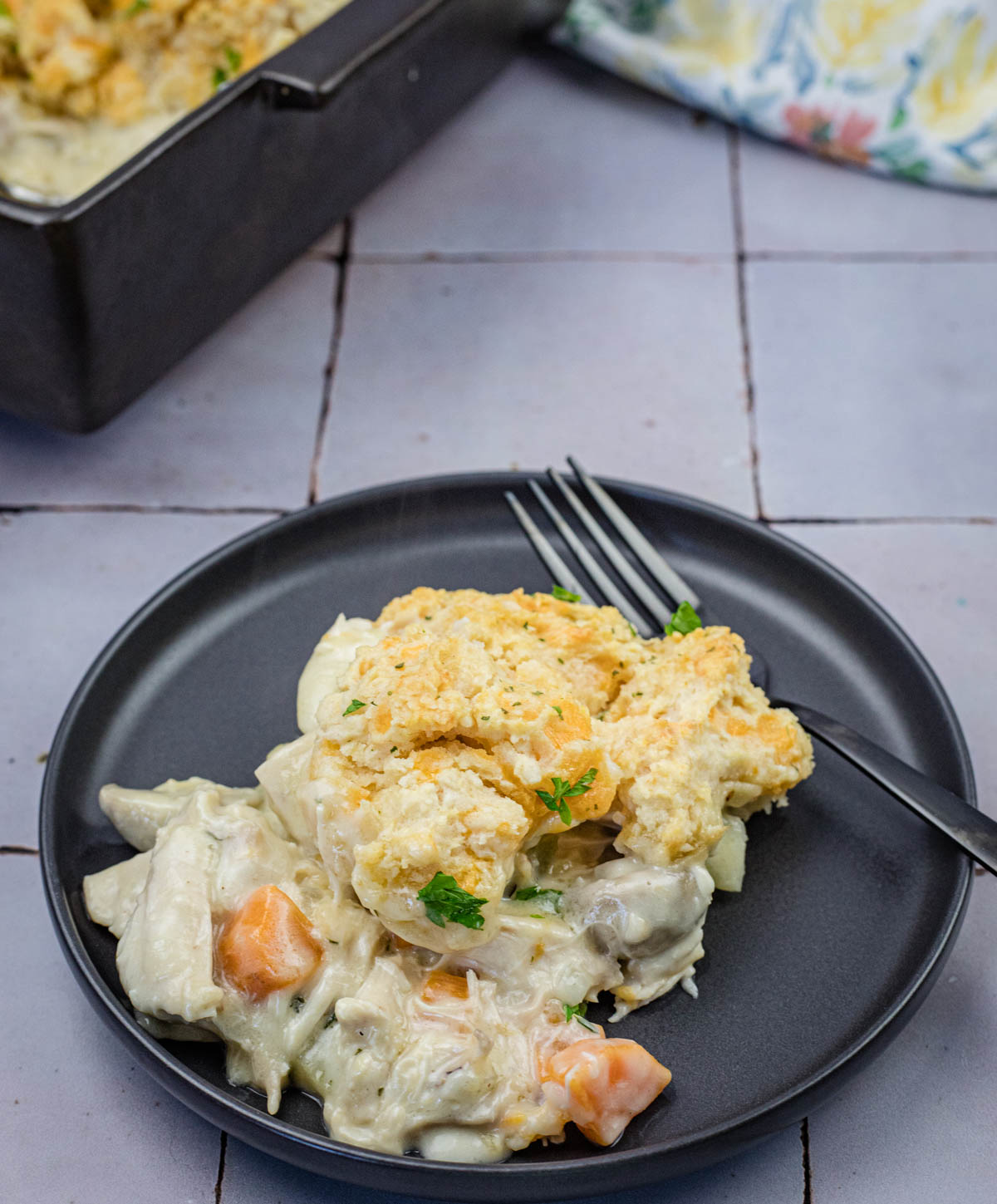 Easy Red Lobster Biscuit Chicken Cobbler – Perfect Cozy Meal Idea