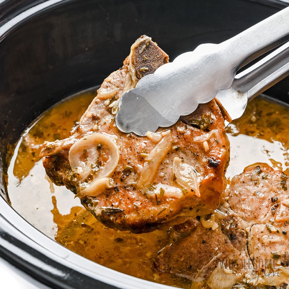 Delicious Crock Pot Pork Chops and Rice： Quick and Effortless Cooking