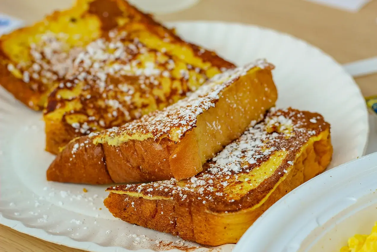 Ultimate Guide to French Toast and Pancakes： Recipes & Tips