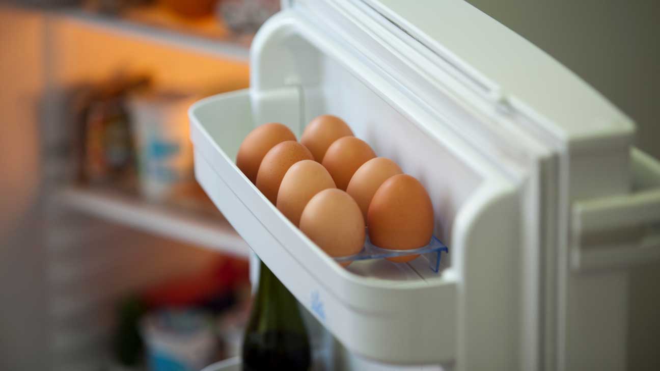 Should You Refrigerate Chicken Eggs？ Key Facts Explained