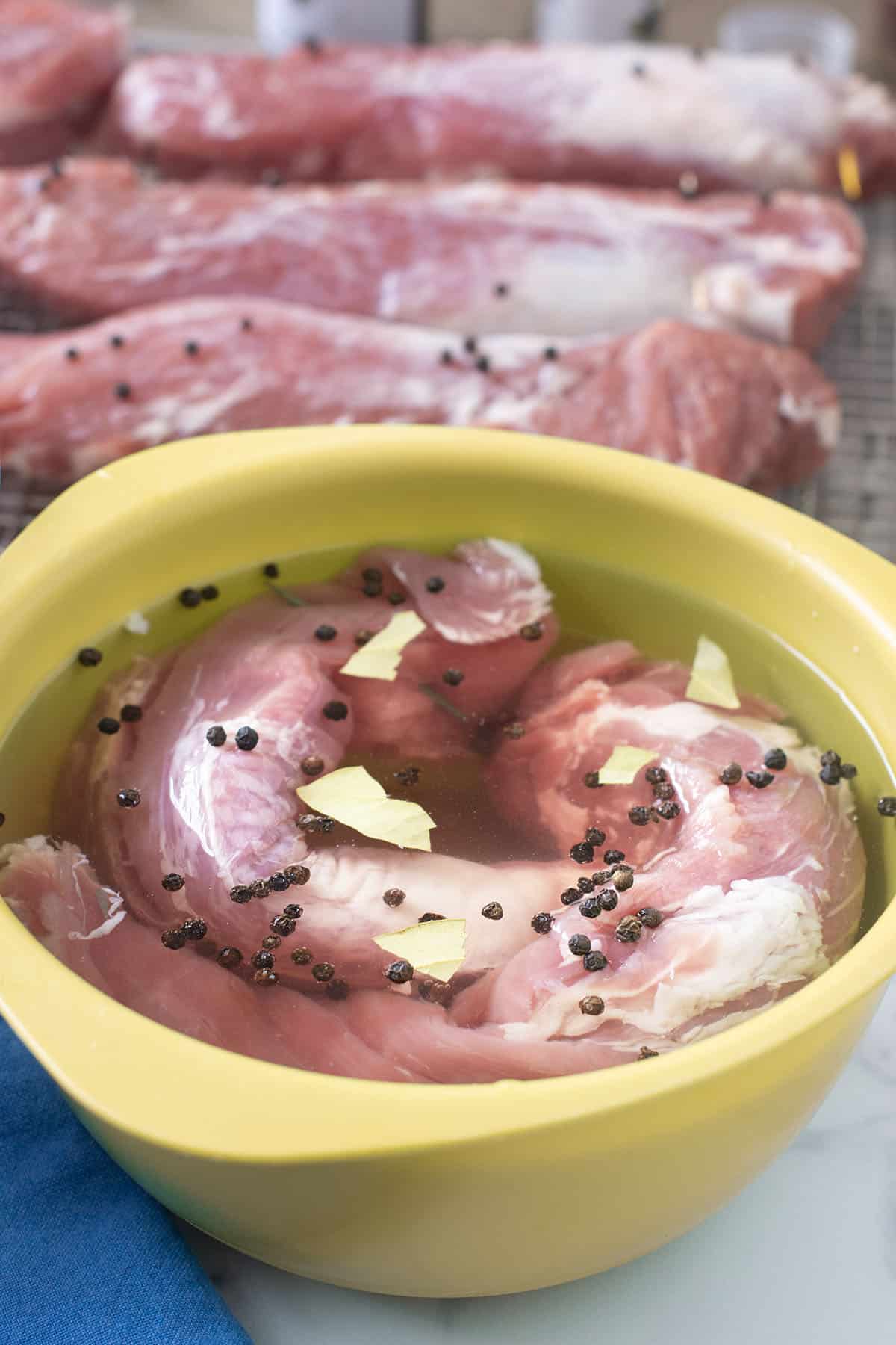 Easy Brine Recipe for Pork Tenderloin： Tender, Juicy Results