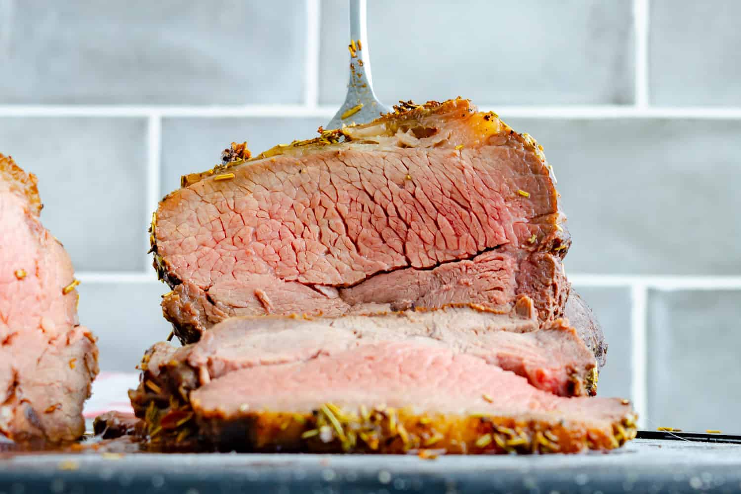 Ultimate Guide to Roast Beef Brine： Infuse Flavor and Moisture