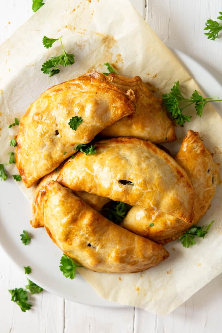 Beef Pasties： Easy Homemade Recipe for Tasty Hand Pies