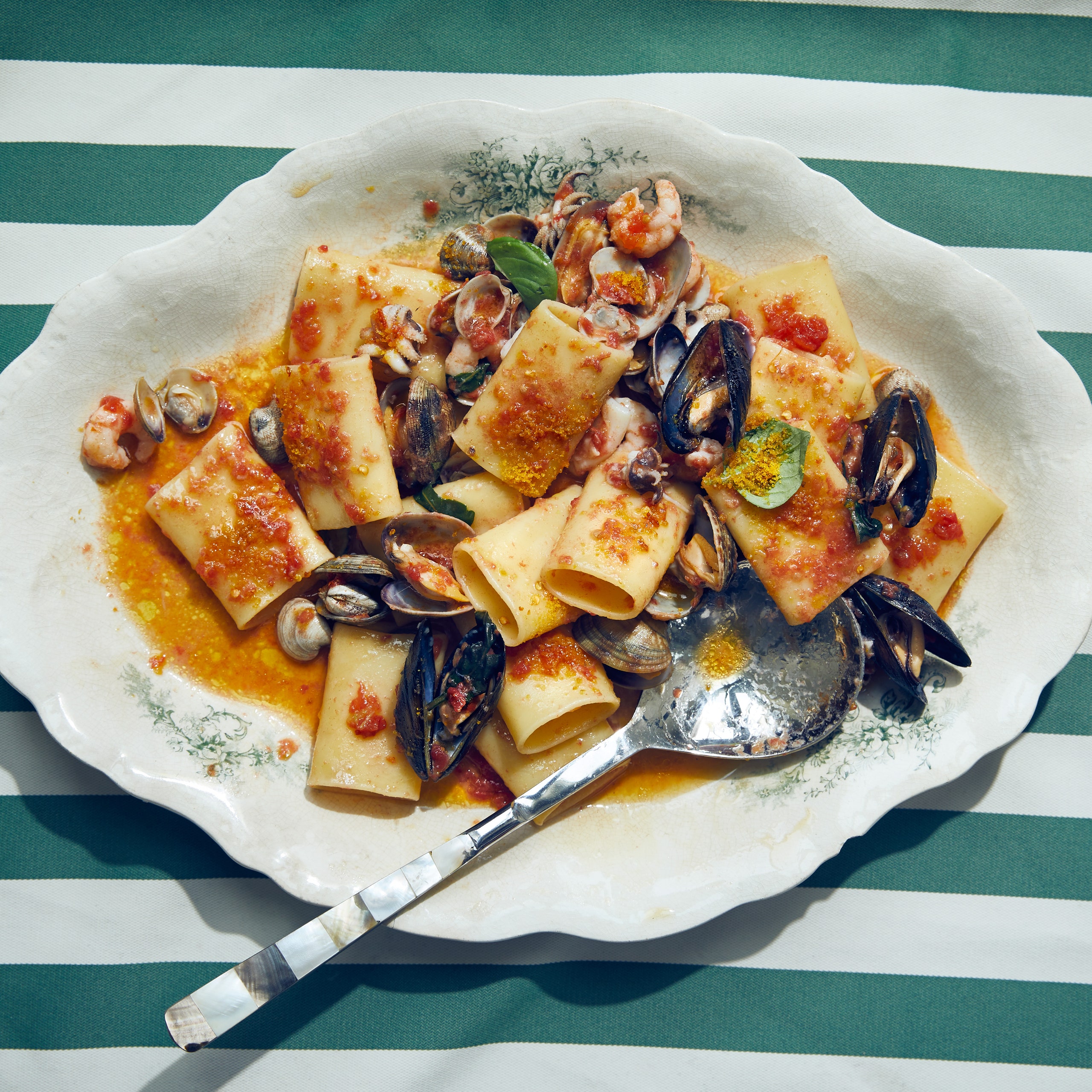 How to Cook Perfect Seafood Paccheri： Step-by-Step Guide