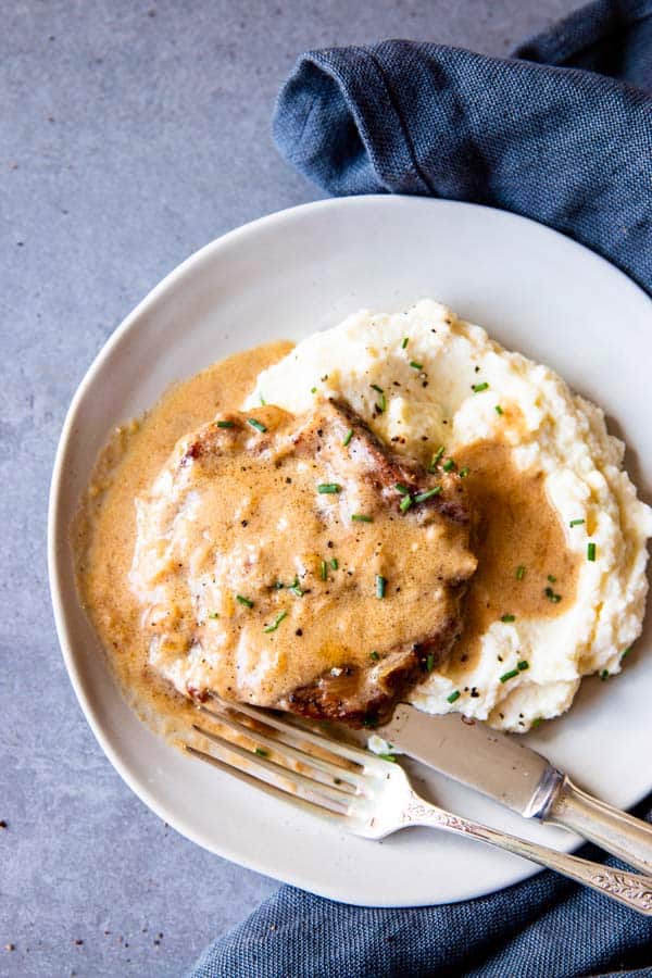 Savory Sour Cream Pork Chop Recipe You Must Try