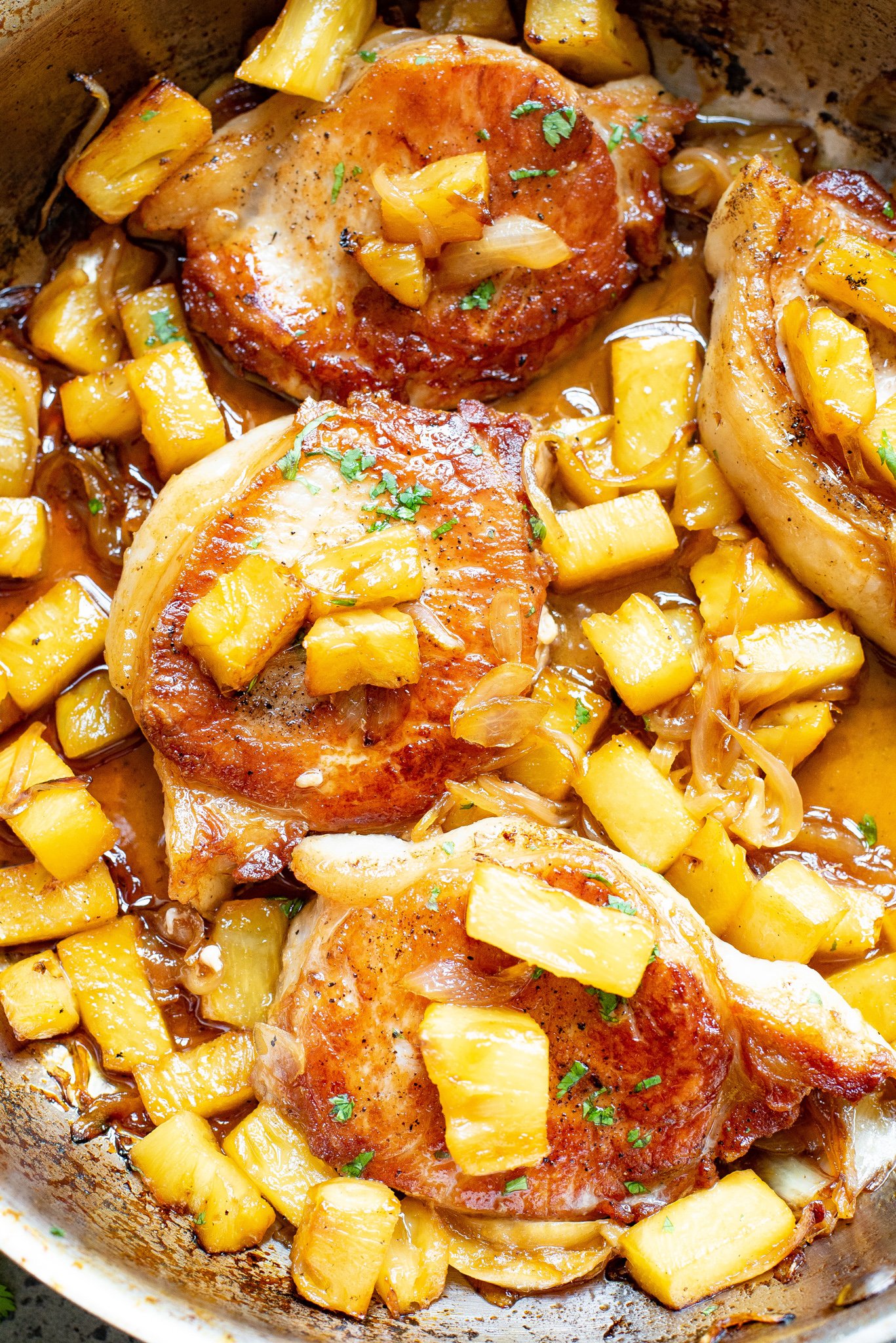 Easy Pineapple Pork Chop Recipe： Flavorful Twist for Weeknights