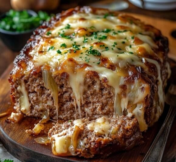 Easy French Onion Meatloaf Recipe： A Comforting Twist on Tradition