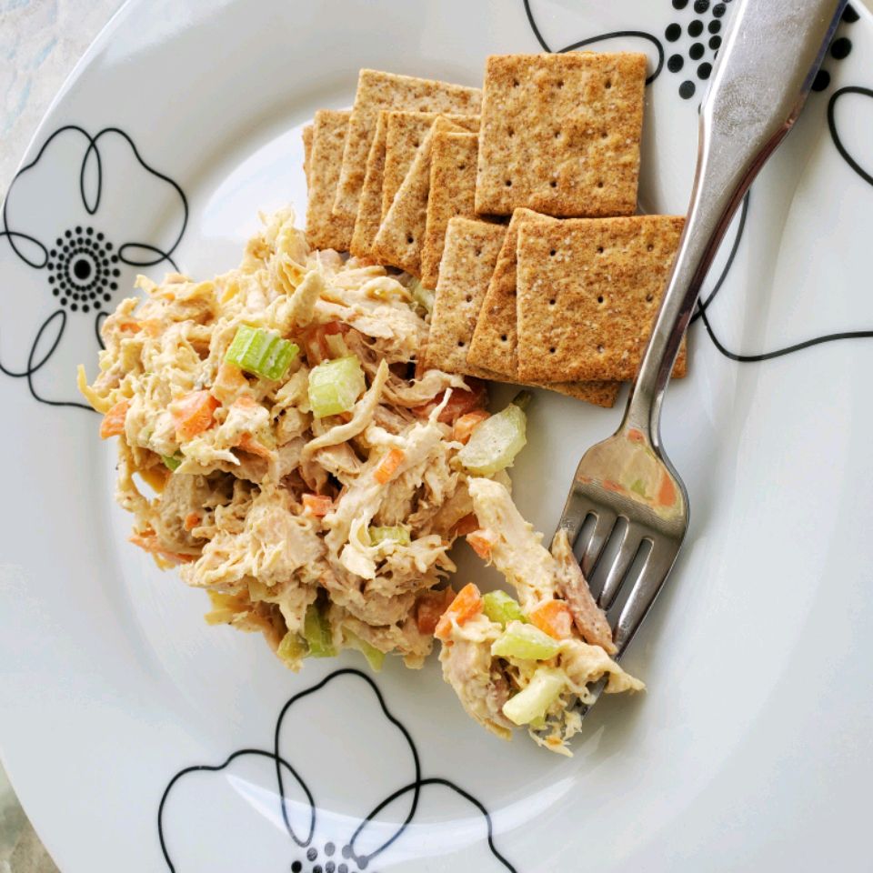 Easy Chicken Carrot Salad Recipe – Healthy and Delicious!