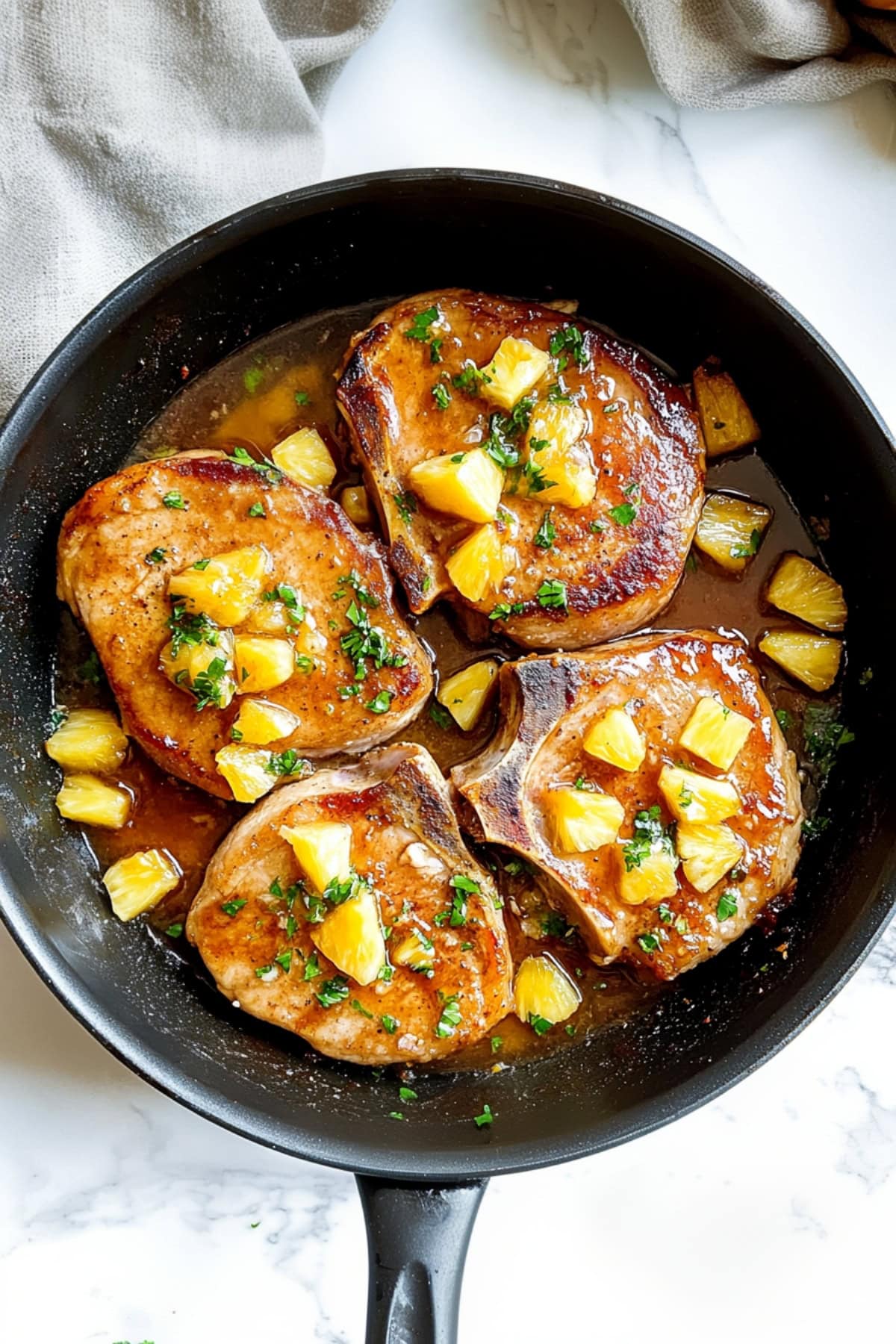 Easy Pineapple Pork Chop Recipe： Flavorful Twist for Weeknights