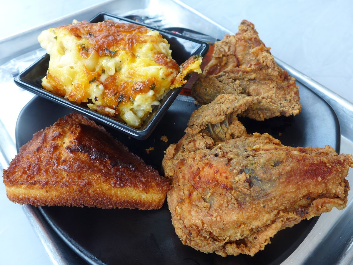 New York Chicken： Iconic Dishes and Where to Find Them