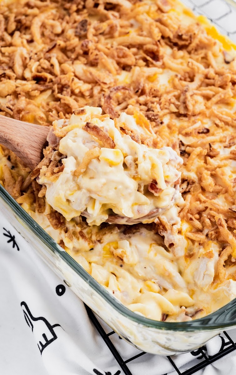 Loaded Chicken Casserole： The Ultimate Comfort Food Delight