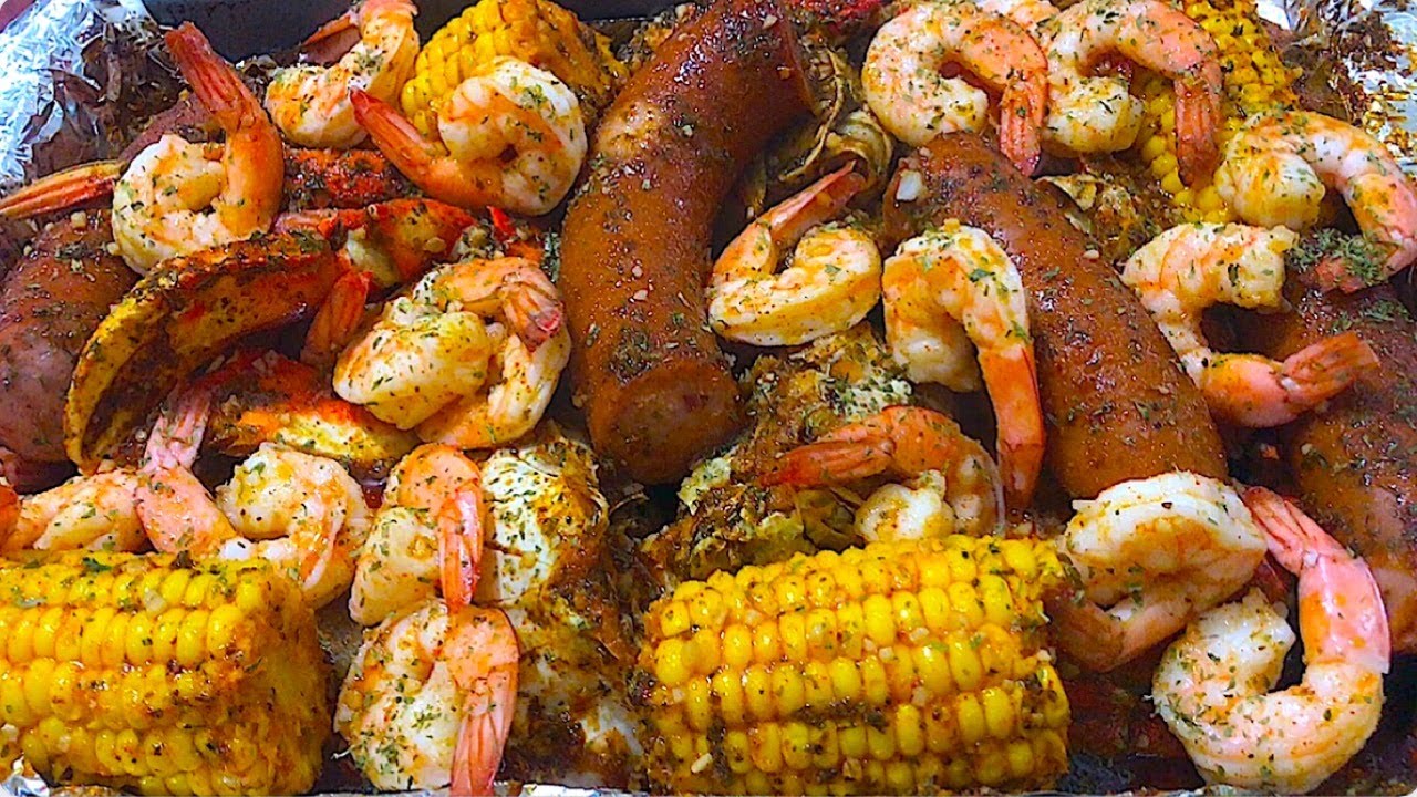 How to Make a Flavorful Seafood Boil in Your Oven