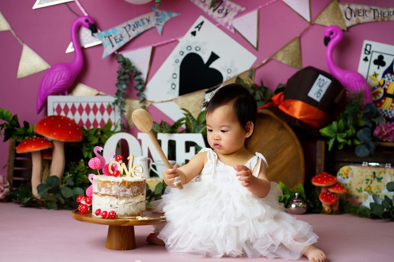 How to Plan the Perfect Birthday Cake Photoshoot for Amazing Pictures