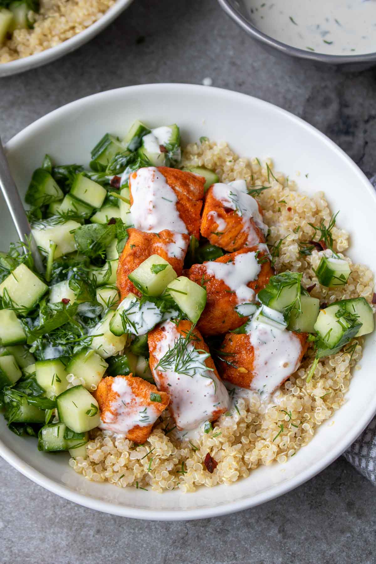 How to Make a Flavorful Salmon Grain Bowl with Quinoa, Rice, and Veggies