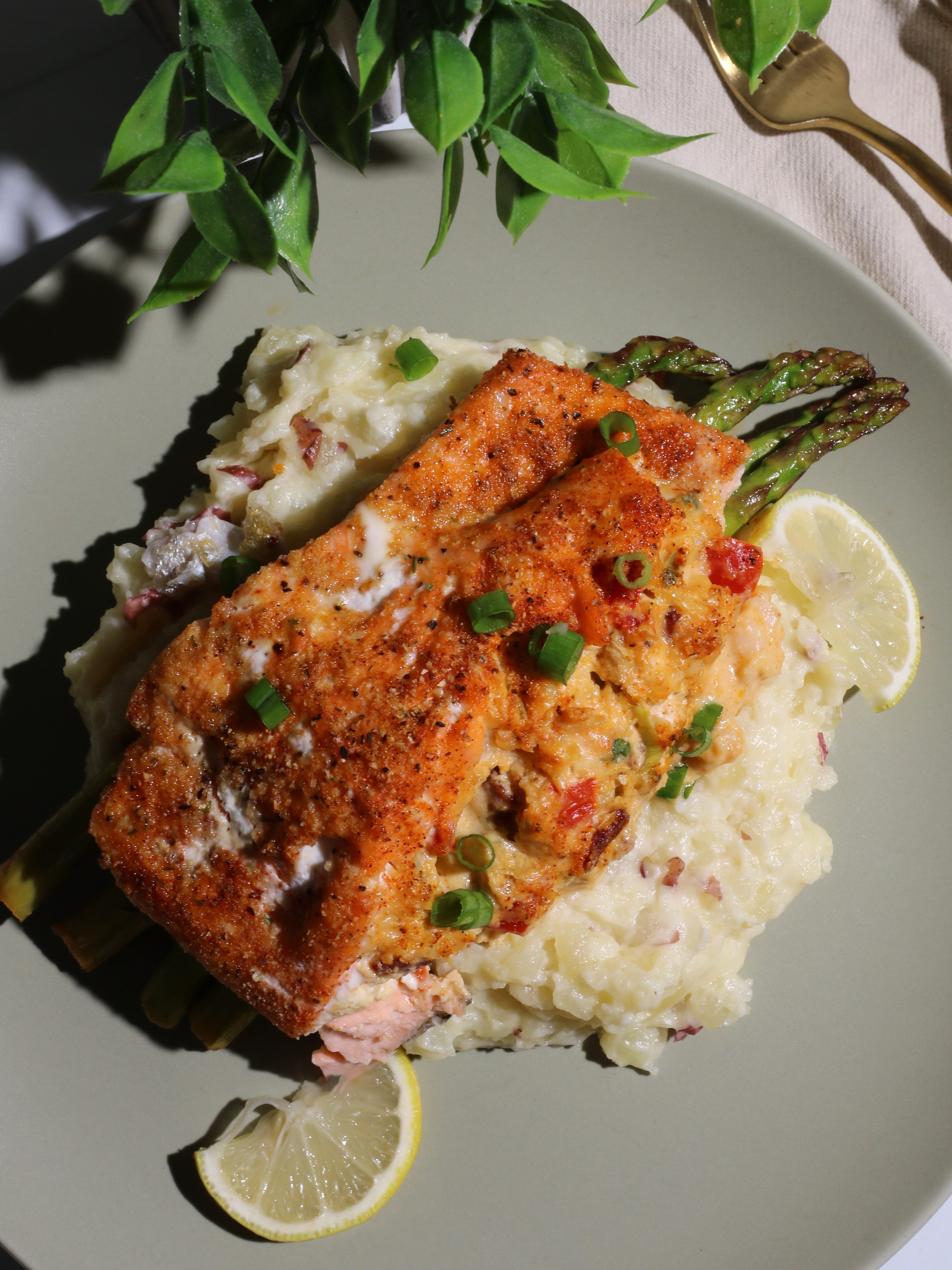 Delicious Stuffed Salmon and Shrimp Recipe with Cream Cheese Filling