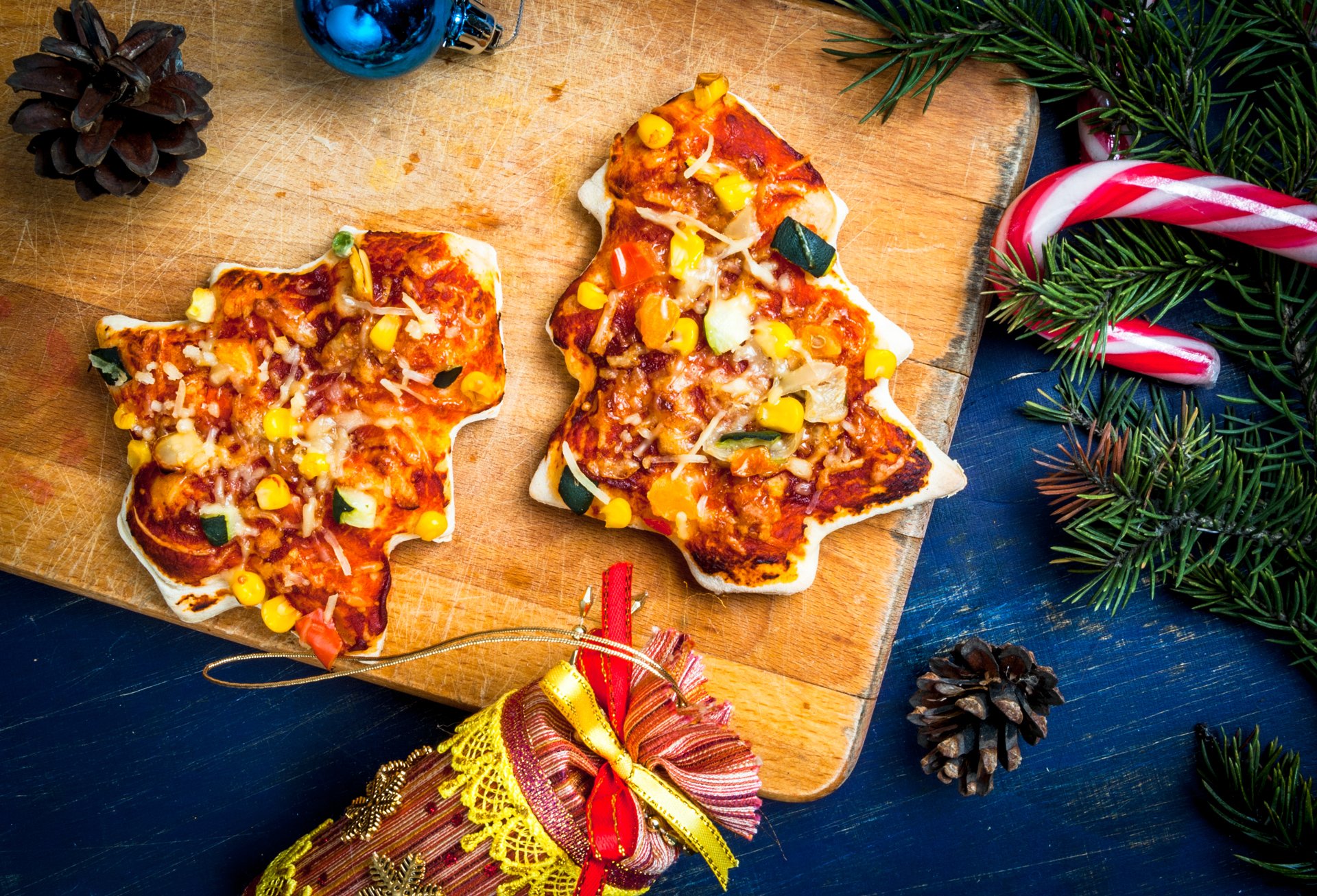 Celebrate Christmas with Pizza: A Unique Twist on the Holiday Feast