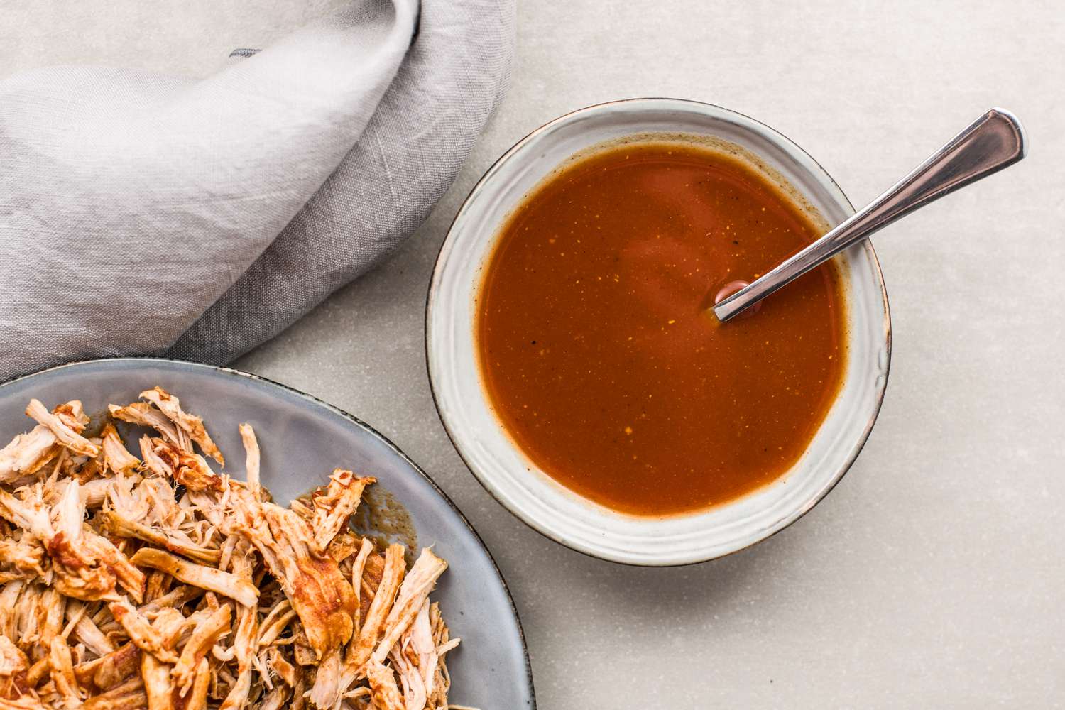 How to Make the Perfect Finishing Sauce for Pulled Pork