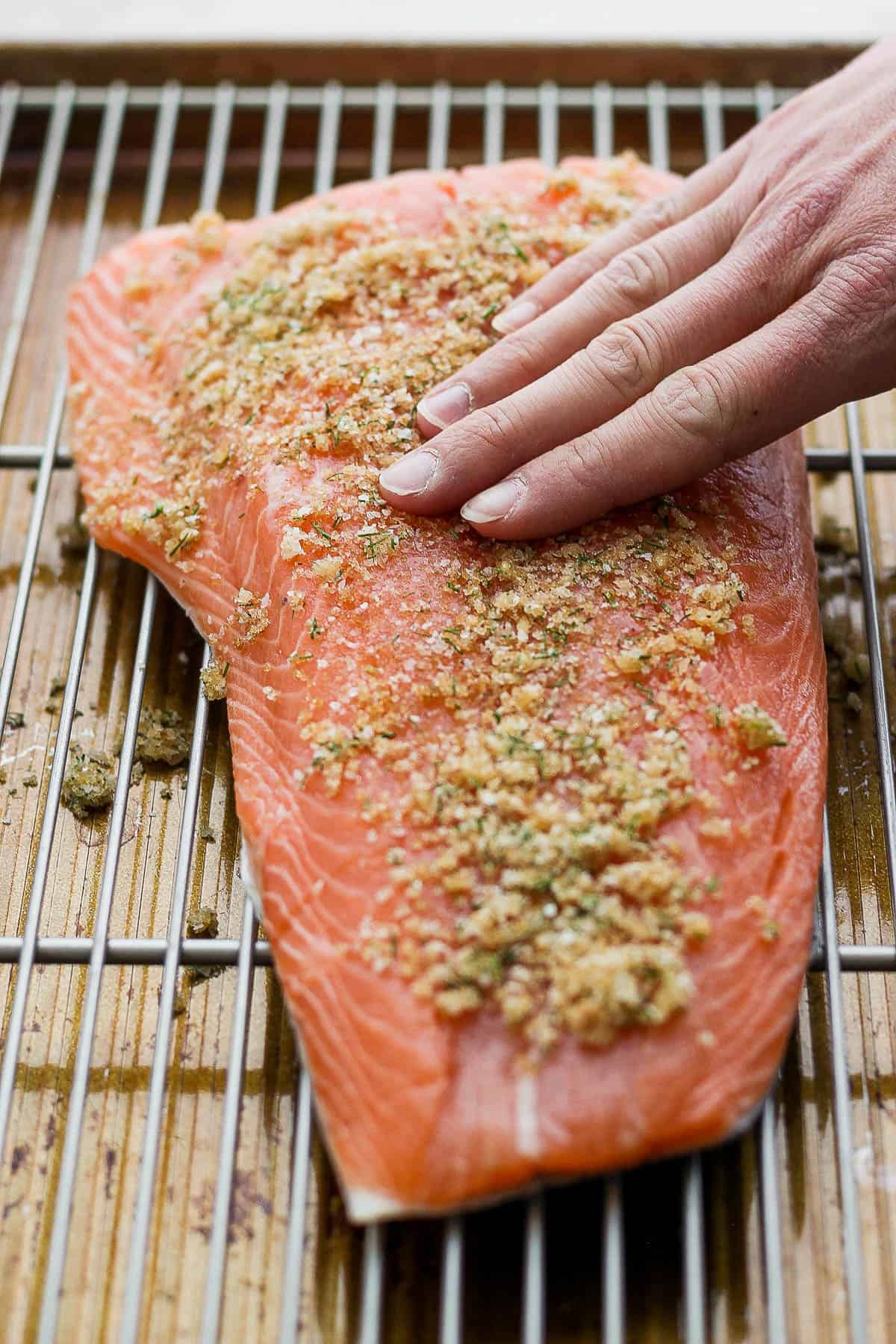 How to Make the Best Smoked Salmon Brine: Brown Sugar & Salt Guide