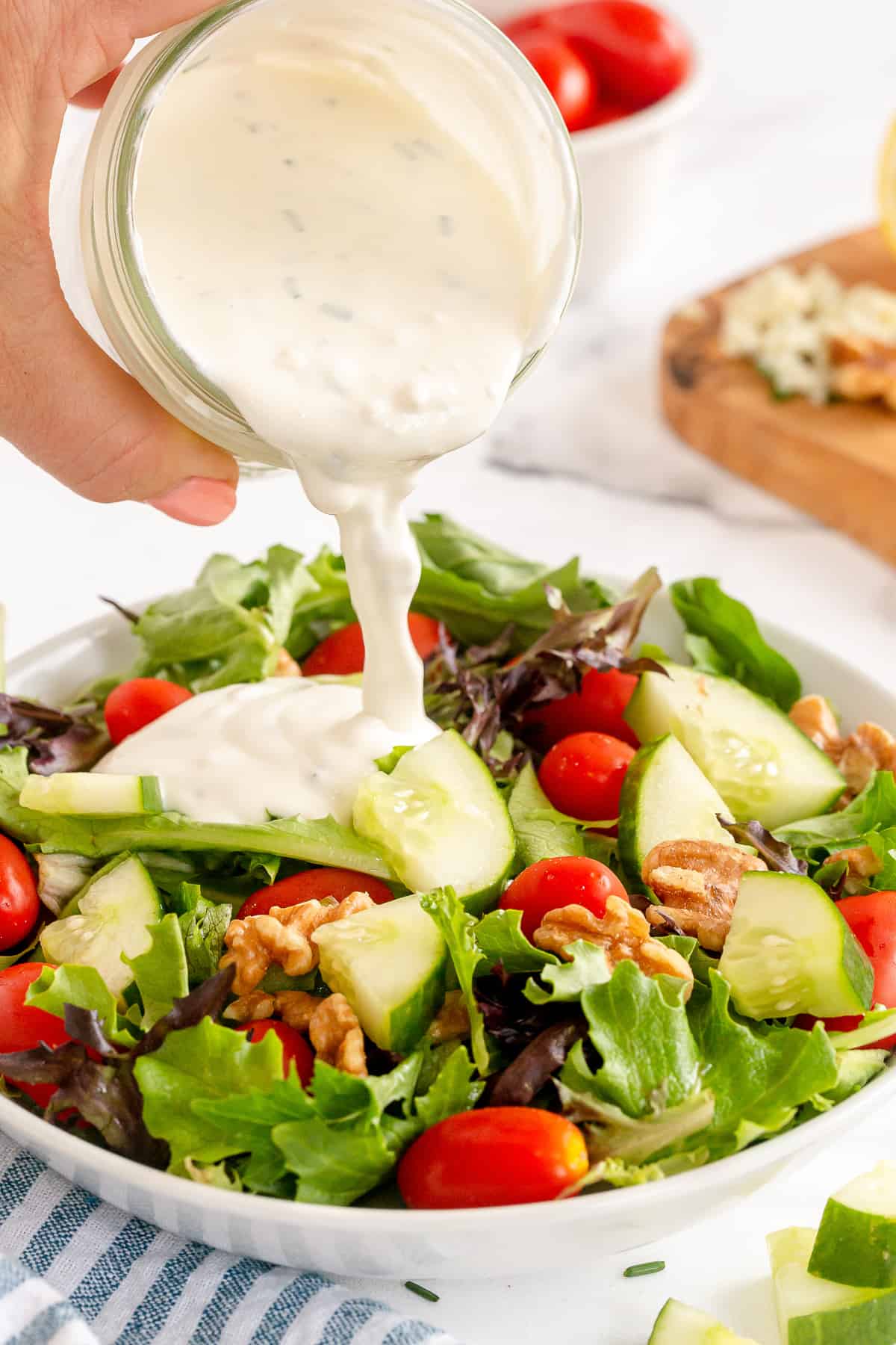 French Blue Cheese Dressing Recipe: Easy and Delicious Salad Topping