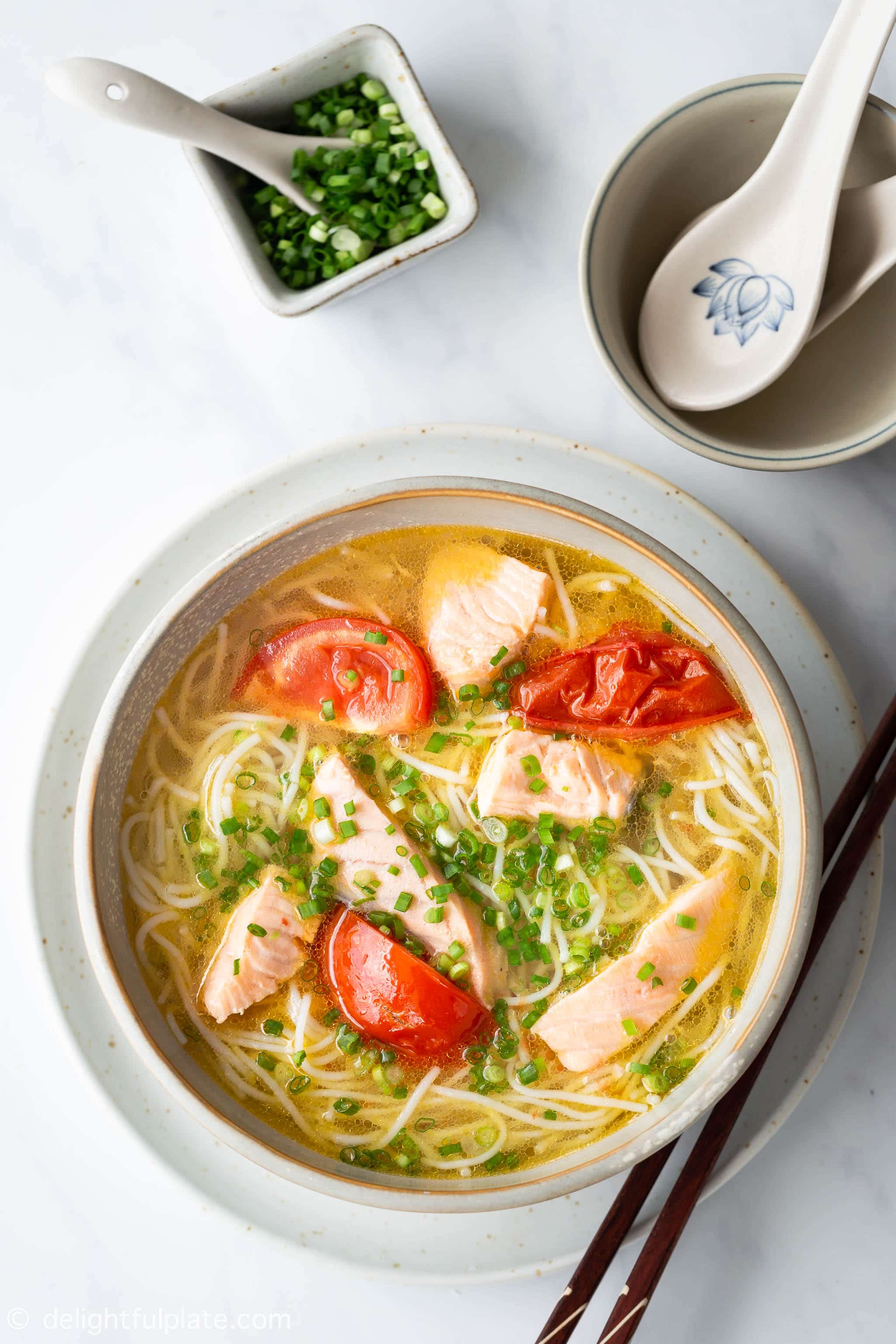 Spiced Salmon Noodle Soup: A Comforting & Fresh Meal