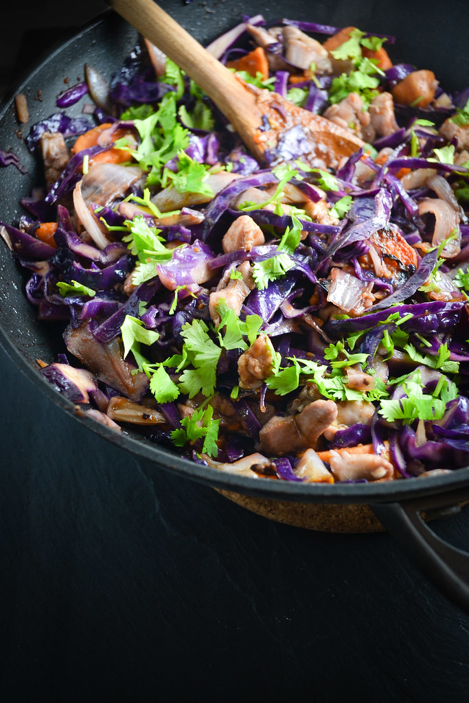 Delicious Chicken and Red Cabbage Recipe for Healthy Meals