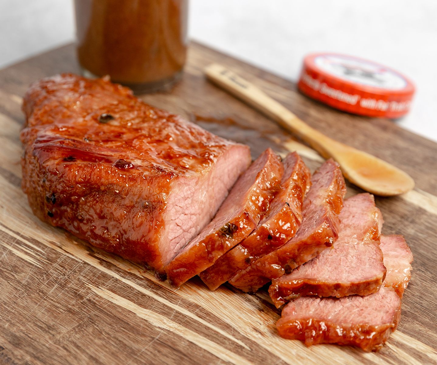 How to Make Apricot Glazed Corned Beef: A Simple and Delicious Recipe