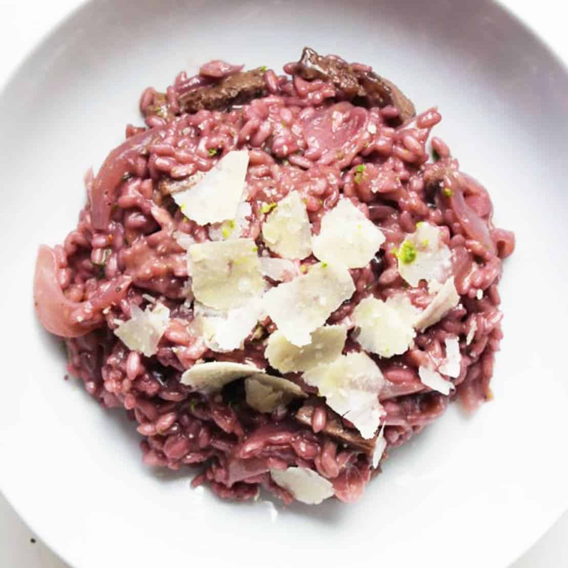 Creamy Risotto with Beef Stock and Red Wine: A Flavorful Twist