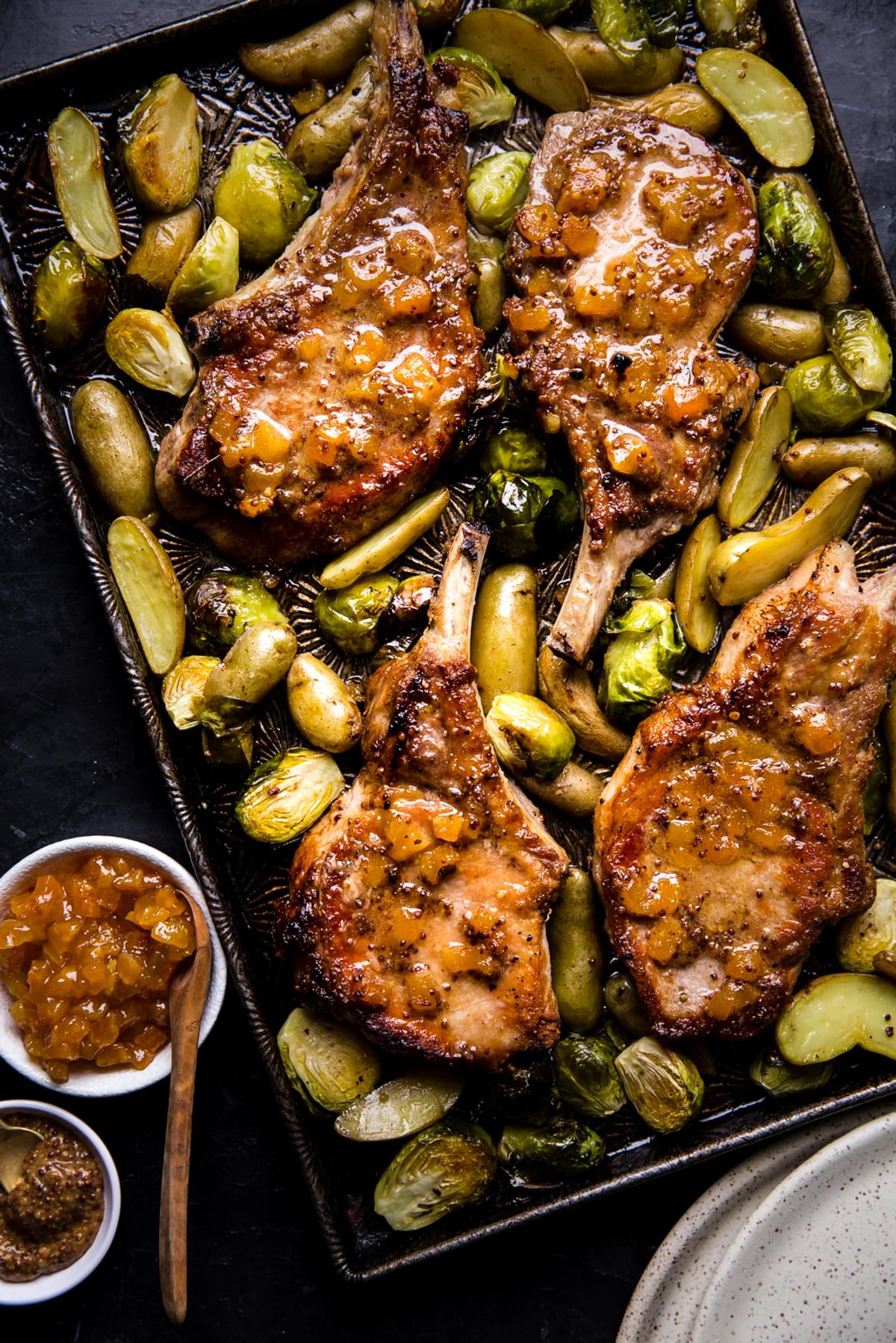 Oven-Baked Pork Chops with Apricot Glaze: Easy and Flavorful Dinner Idea