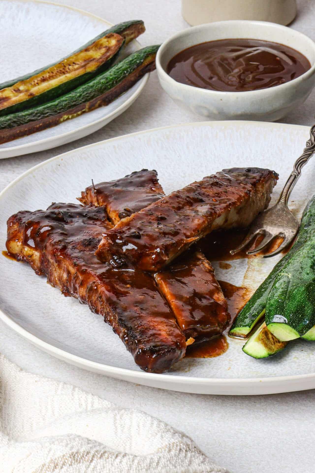 How to Cook Perfect Dutch Oven Pork Ribs with Barbecue Sauce