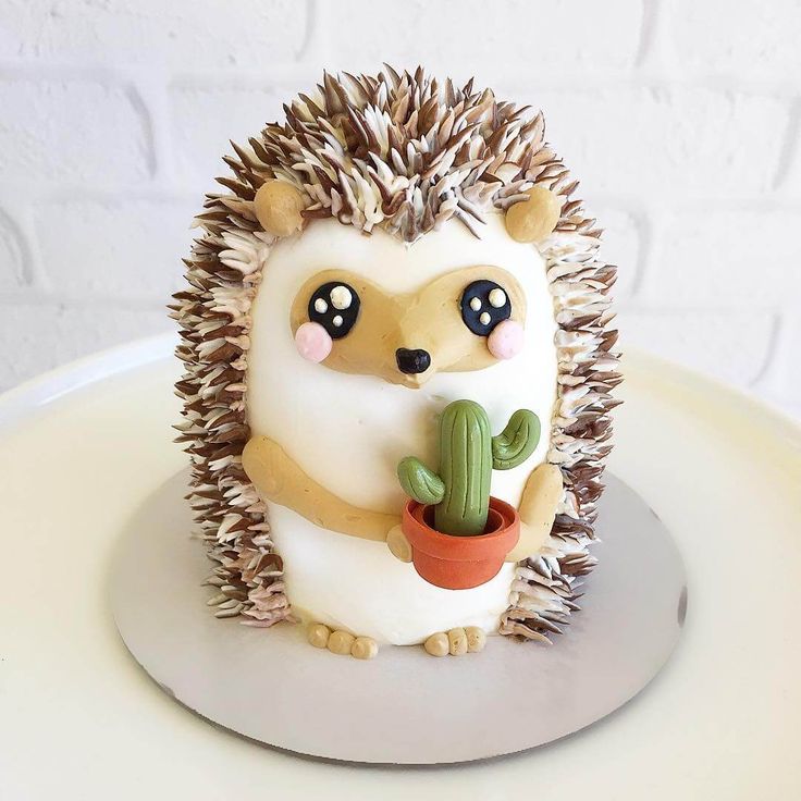 Cute Hedgehog Birthday Cake Designs to Delight Animal Lovers