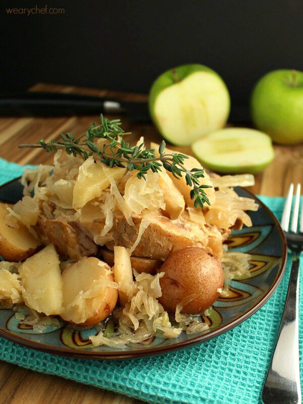 Slow Cooker Pork Chops with Sauerkraut: A Classic, Flavorful Meal