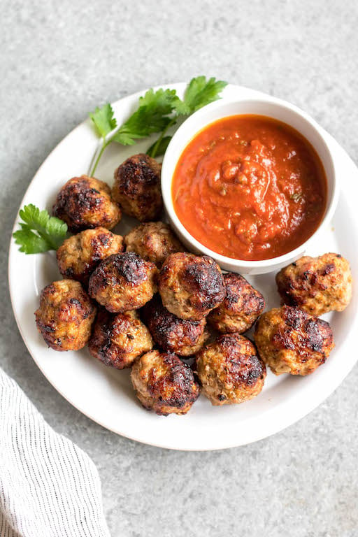 Quick and Easy Air Fryer Pork Meatballs： A Flavorful Delight