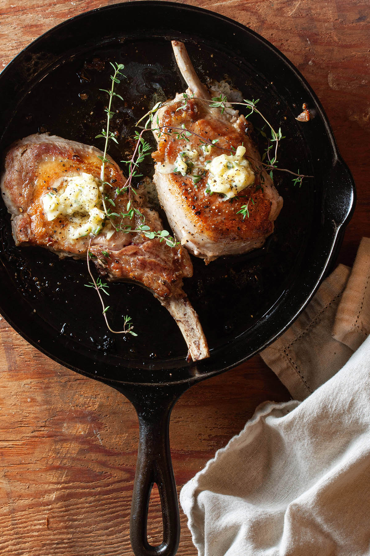 How to Cook a Perfect Frenched Pork Chop: Easy Recipe and Tips