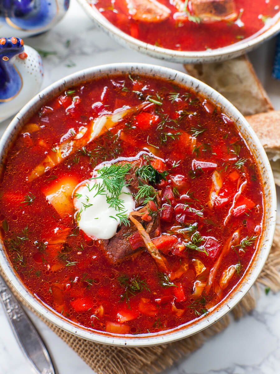 How to Make Beef and Beetroot Borscht: A Classic Recipe