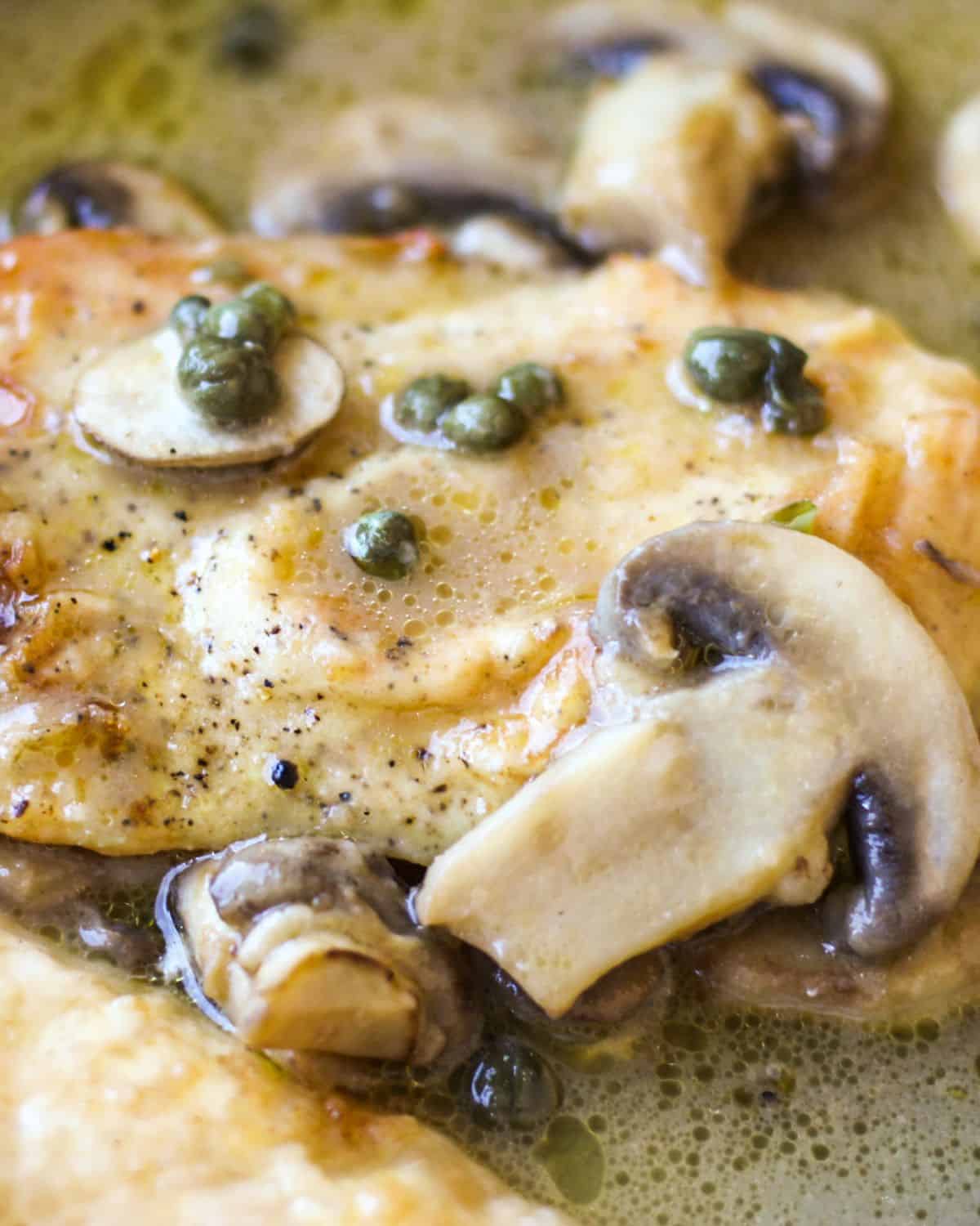 How to Make Delicious Mushroom Chicken Piccata in Just 30 Minutes