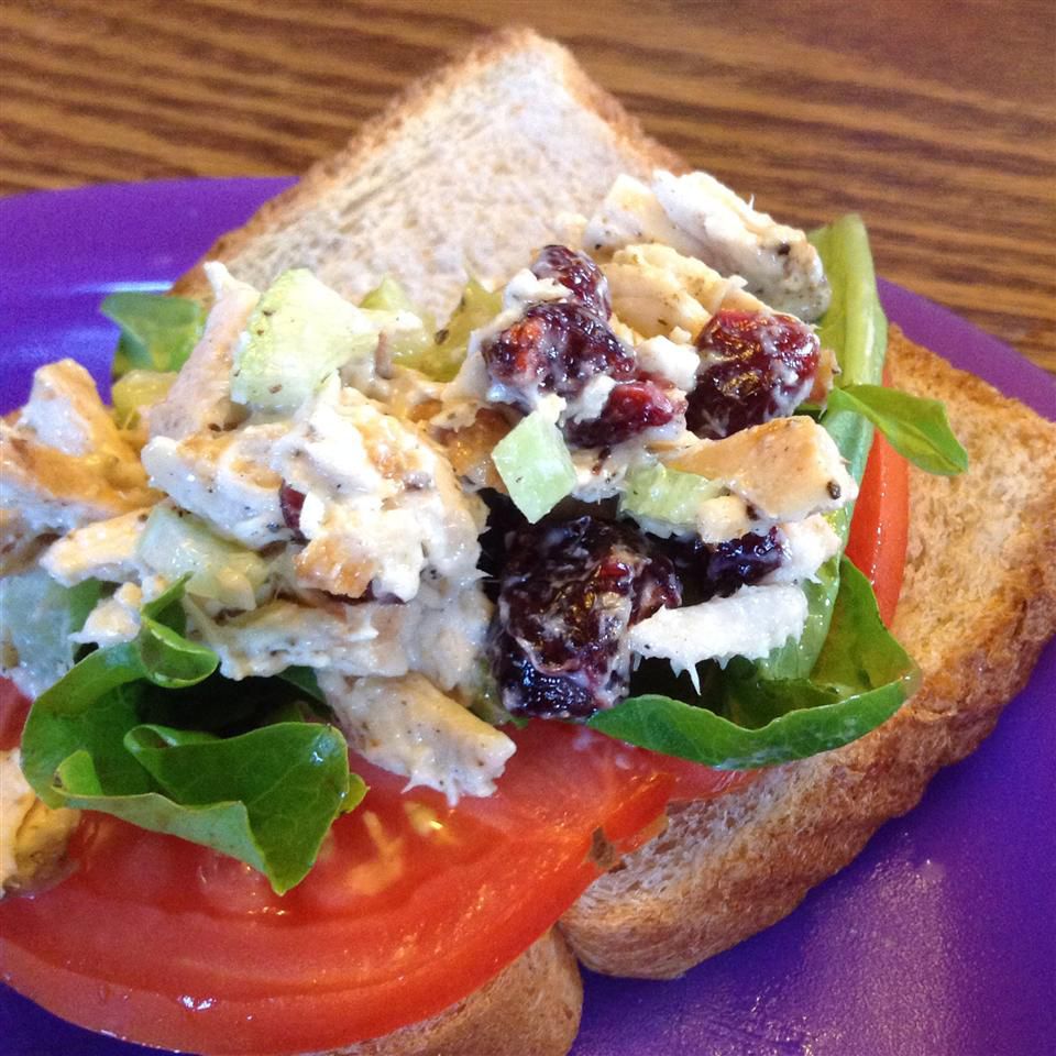 Grilled Chicken Salad Sandwich: A Healthy and Tasty Choice