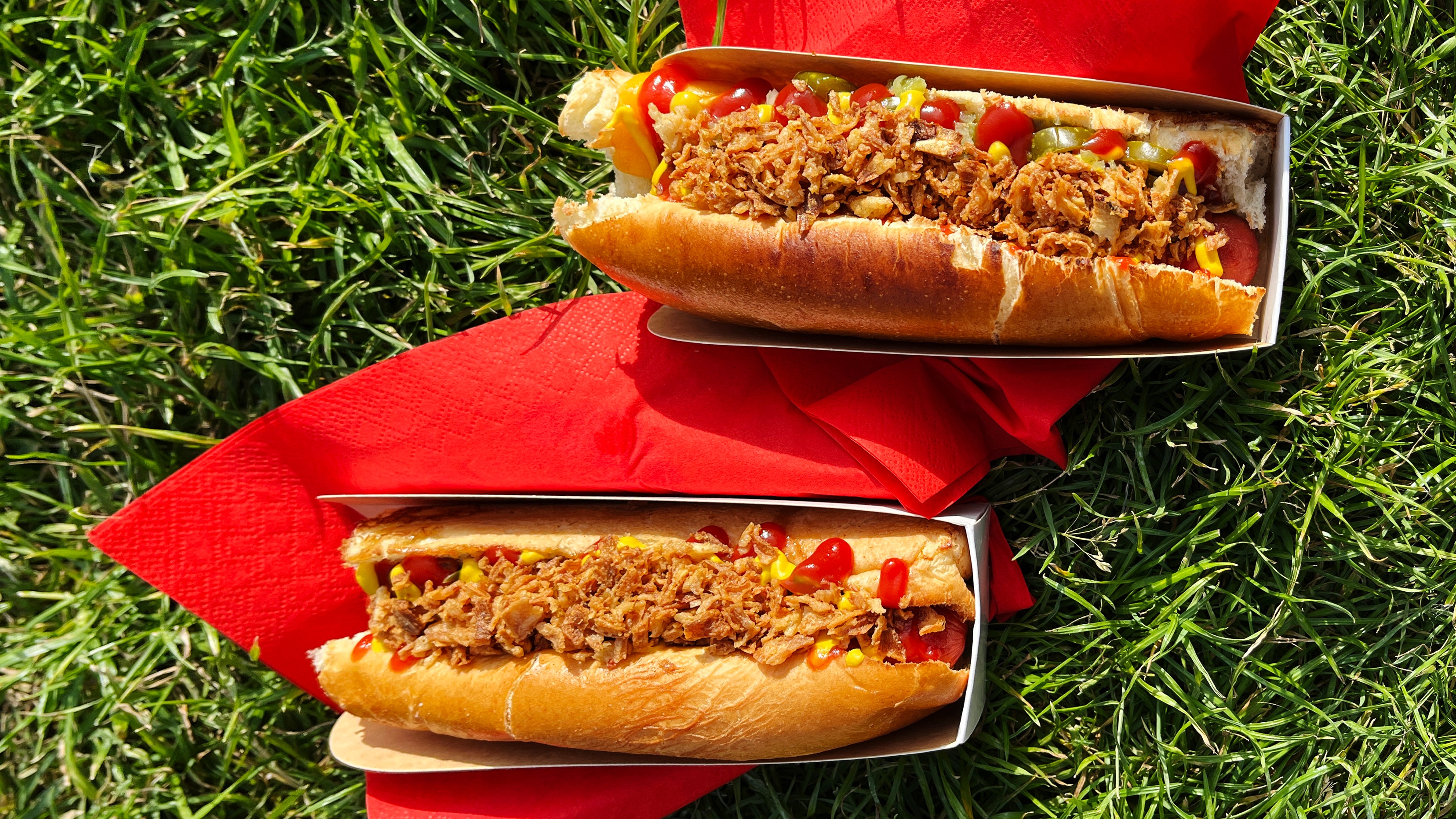 French Hot Dog Delight: How to Make This Parisian Street Food Favorite