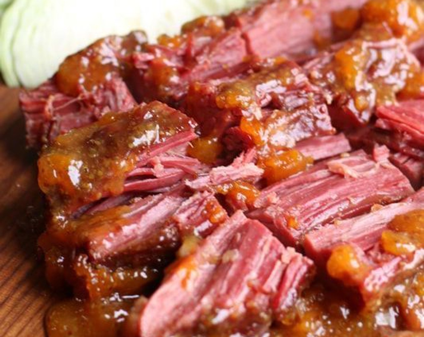 How to Make Apricot Glazed Corned Beef: A Simple and Delicious Recipe