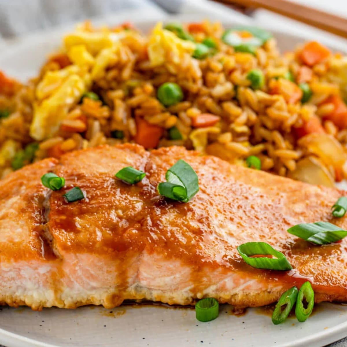 Top Sides for Salmon: Complement Your Fish with These Tasty Options