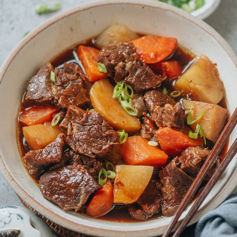 Oriental Braised Beef: A Flavorful Chinese Beef Stew Recipe