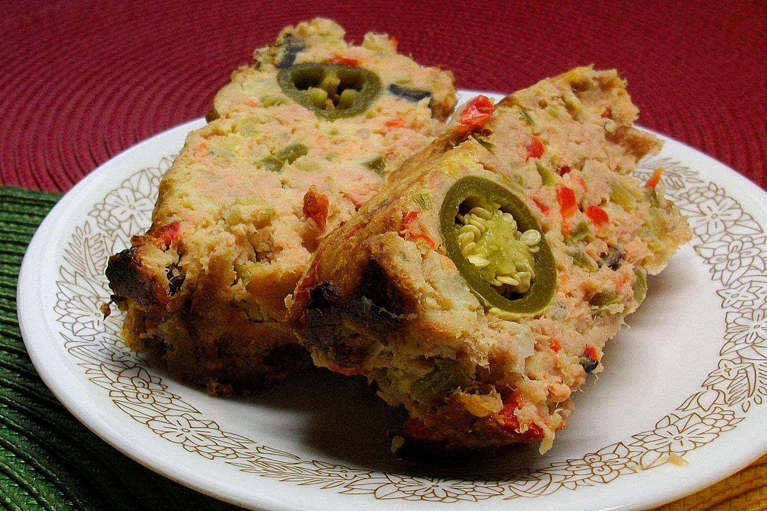 Delicious Old Fashioned Combo Tuna Salmon Loaf for Family Dinners