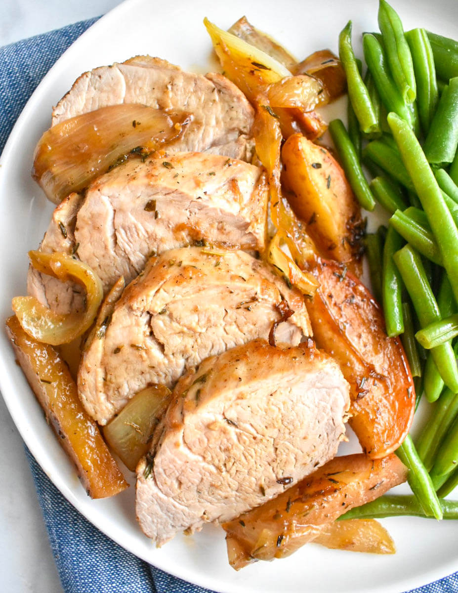 How to Make Juicy Pork Tenderloin with Apples and Onions: Easy Recipes