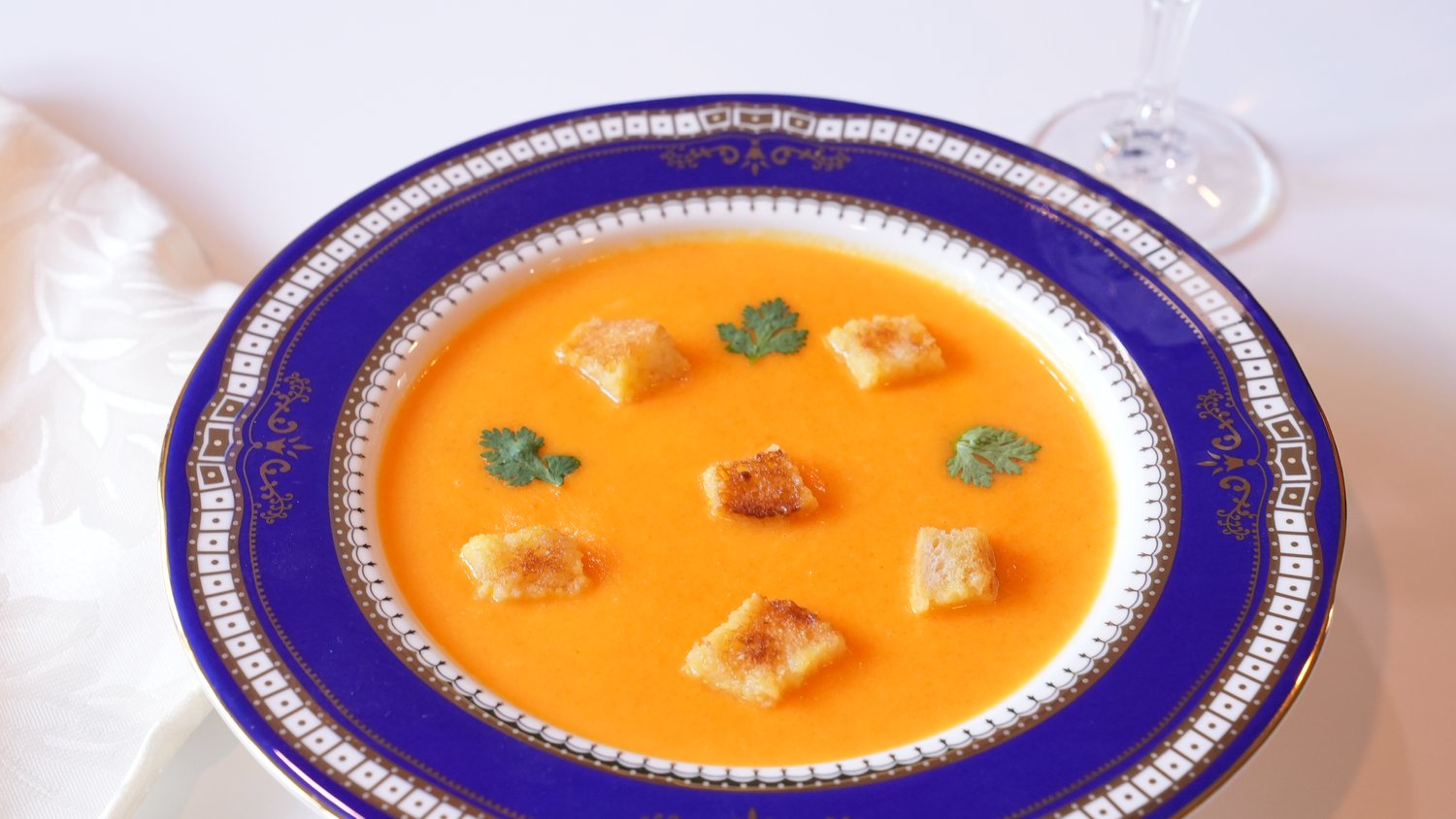 Traditional French Carrot Soup: A Step-by-Step Guide to Potage Crécy