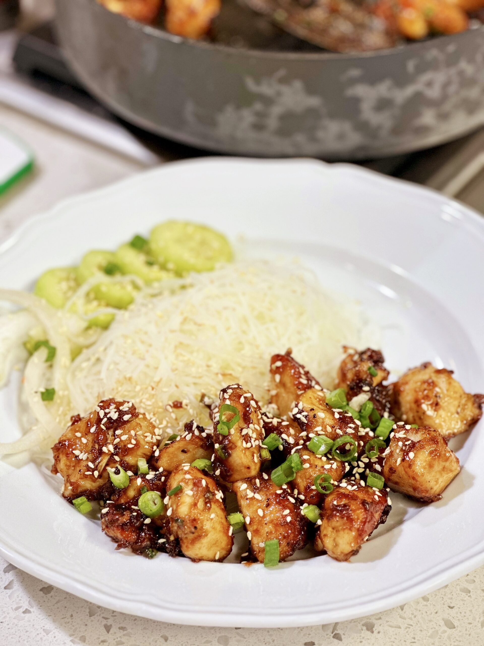 Easy Honey Garlic Chicken Noodles: A Delicious Weeknight Dinner