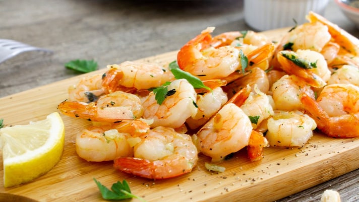 Enjoy the Freshest Flavors: Seasonal Seafood Picks for Every Month