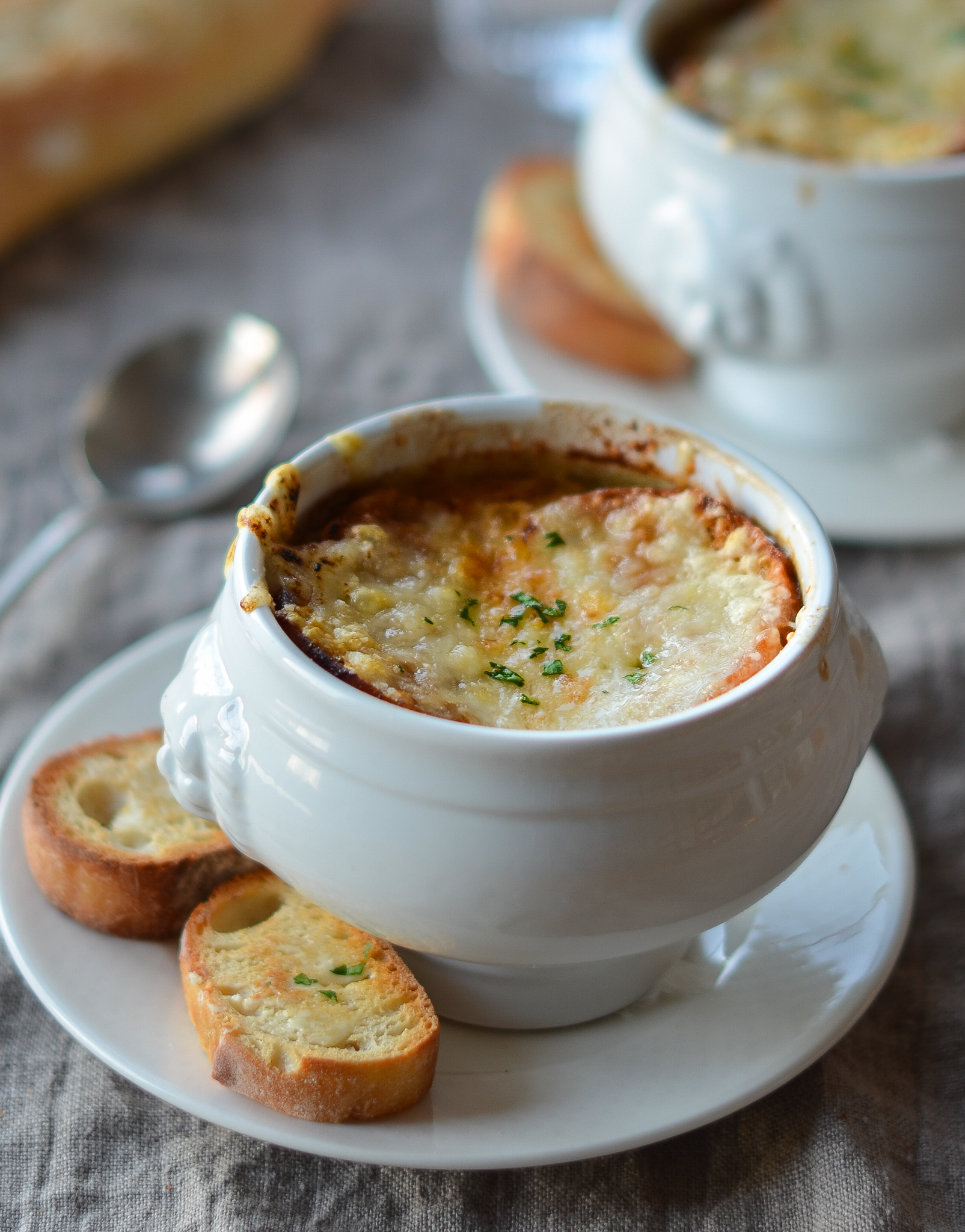 Top 5 Accompaniments for French Onion Soup: Enhance Your Soup Experience