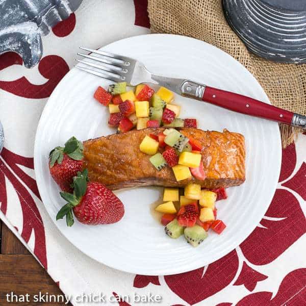 Refreshing Salmon Fruit Salsa: A Healthy and Flavorful Seafood Pairing