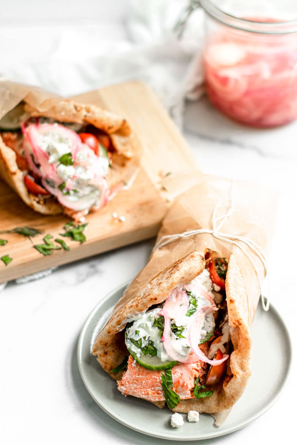 Easy Grilled Salmon Pita: Perfect for a Mediterranean-Inspired Meal